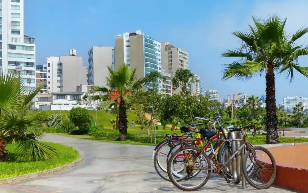 Descubre las mejores rutas para andar en bicicleta en Lima