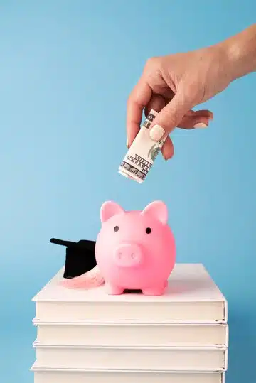 ahorra dinero universidad
