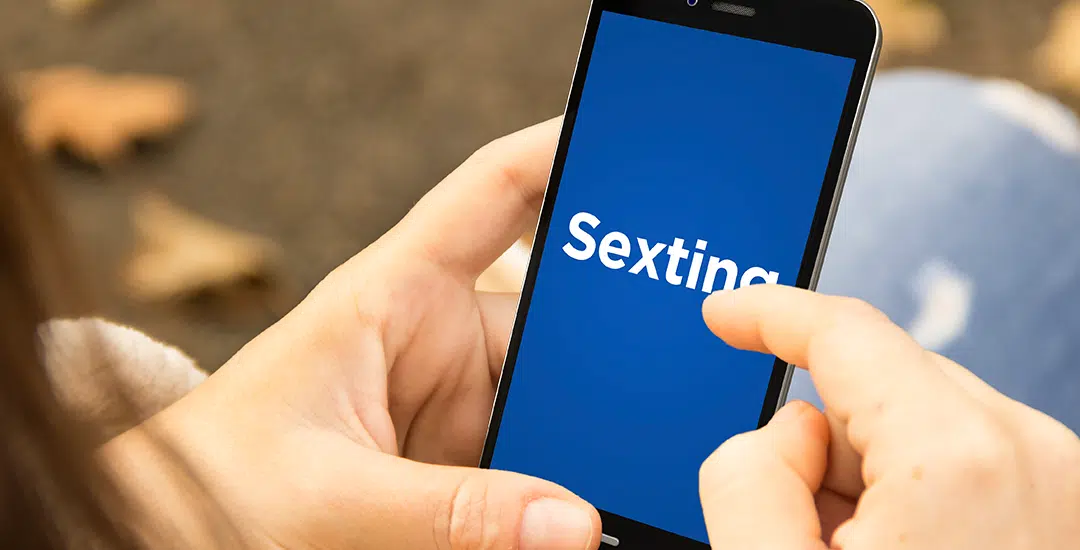 Columna | Sexting, qué es y cómo ayudar a los adolescentes a prevenirlo