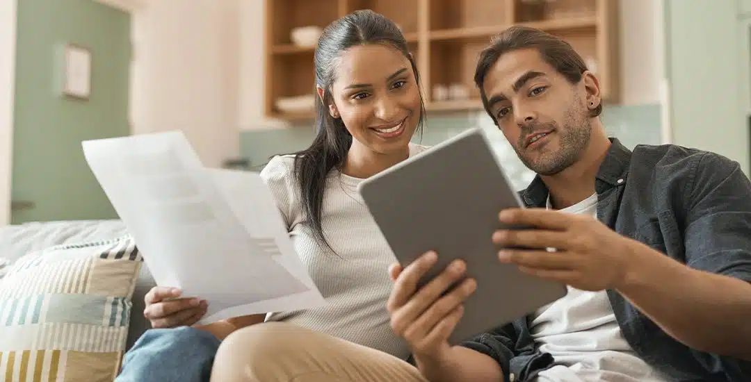 Conoce cómo ordenar tus finanzas cuando vives en pareja