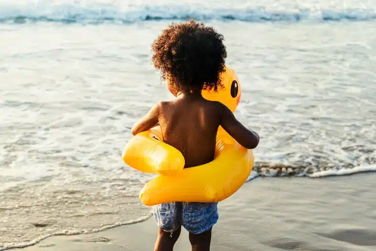 Vigila a los niños y personas vulnerables en todo momento Vigila a los niños y personas vulnerables en todo momento