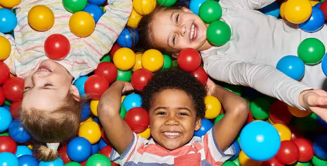 Derechos básicos de los niños que construirán el mañana