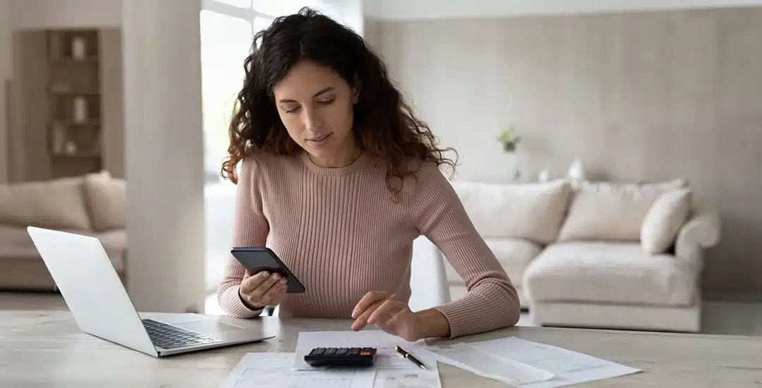 ¿Cómo elaborar un presupuesto efectivo y seguirlo?