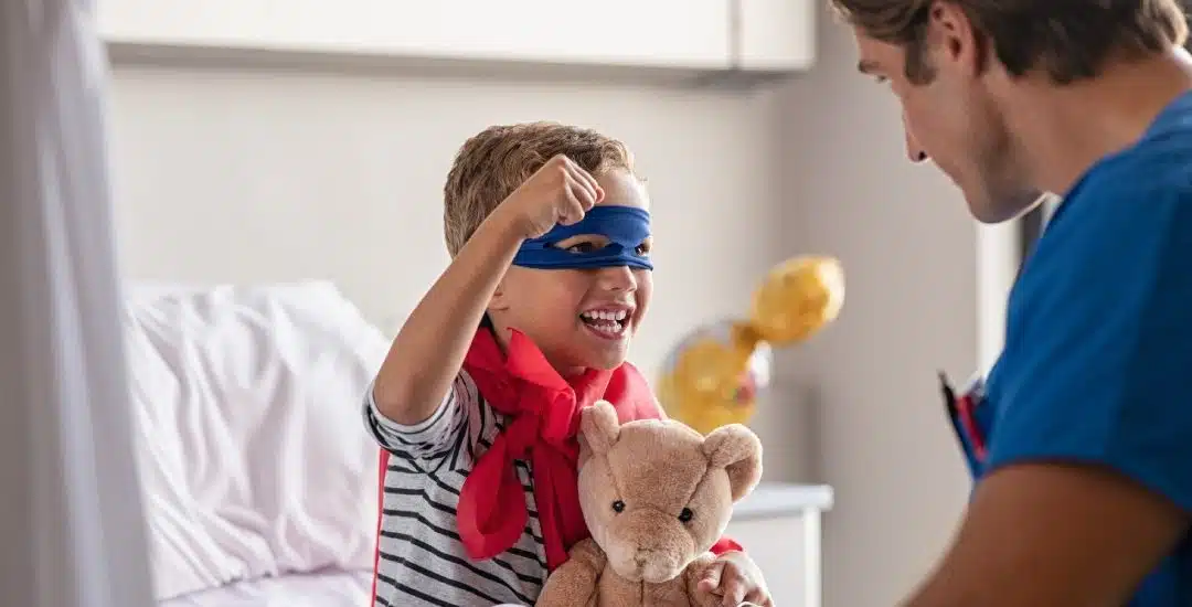 3 seguros para cuidar la salud y el futuro de tus hijos