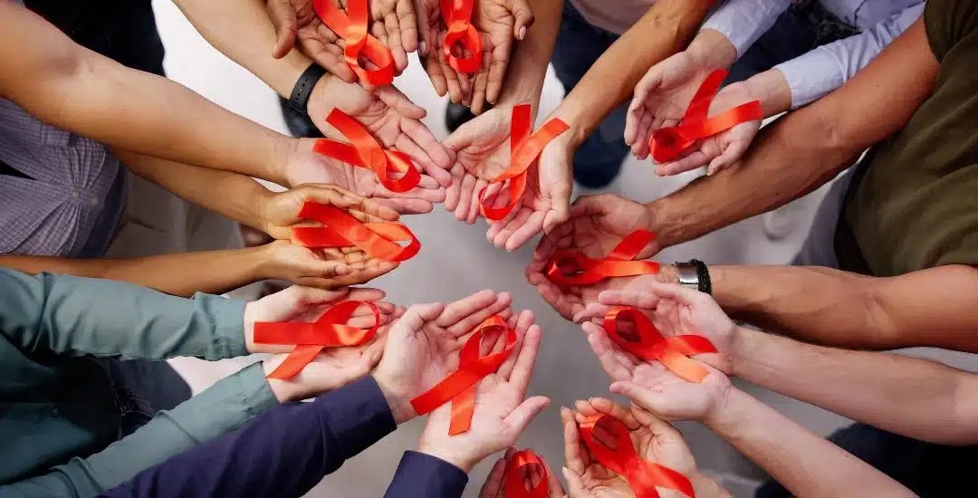 VIH: ¿Qué es y cuáles son los síntomas? ¿Cómo se contagia? ¿Existe una cura?