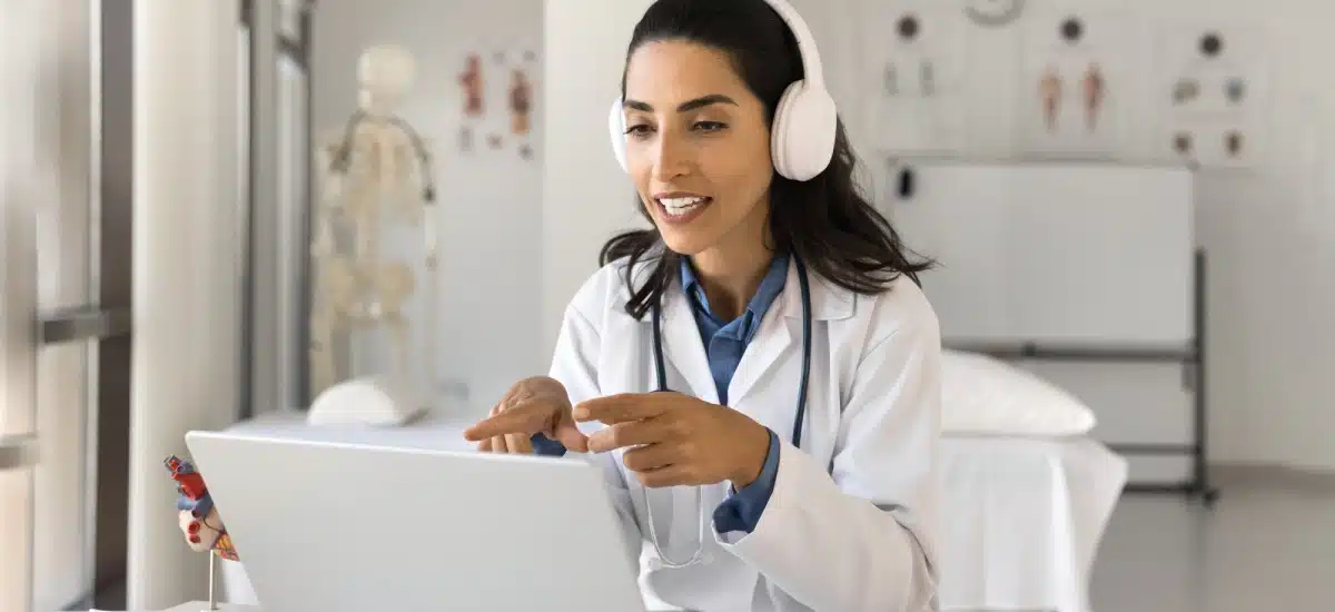 telemedicina-internet-doctor-a-distancia