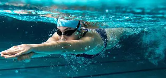 8 deportes para ponerte en forma este verano